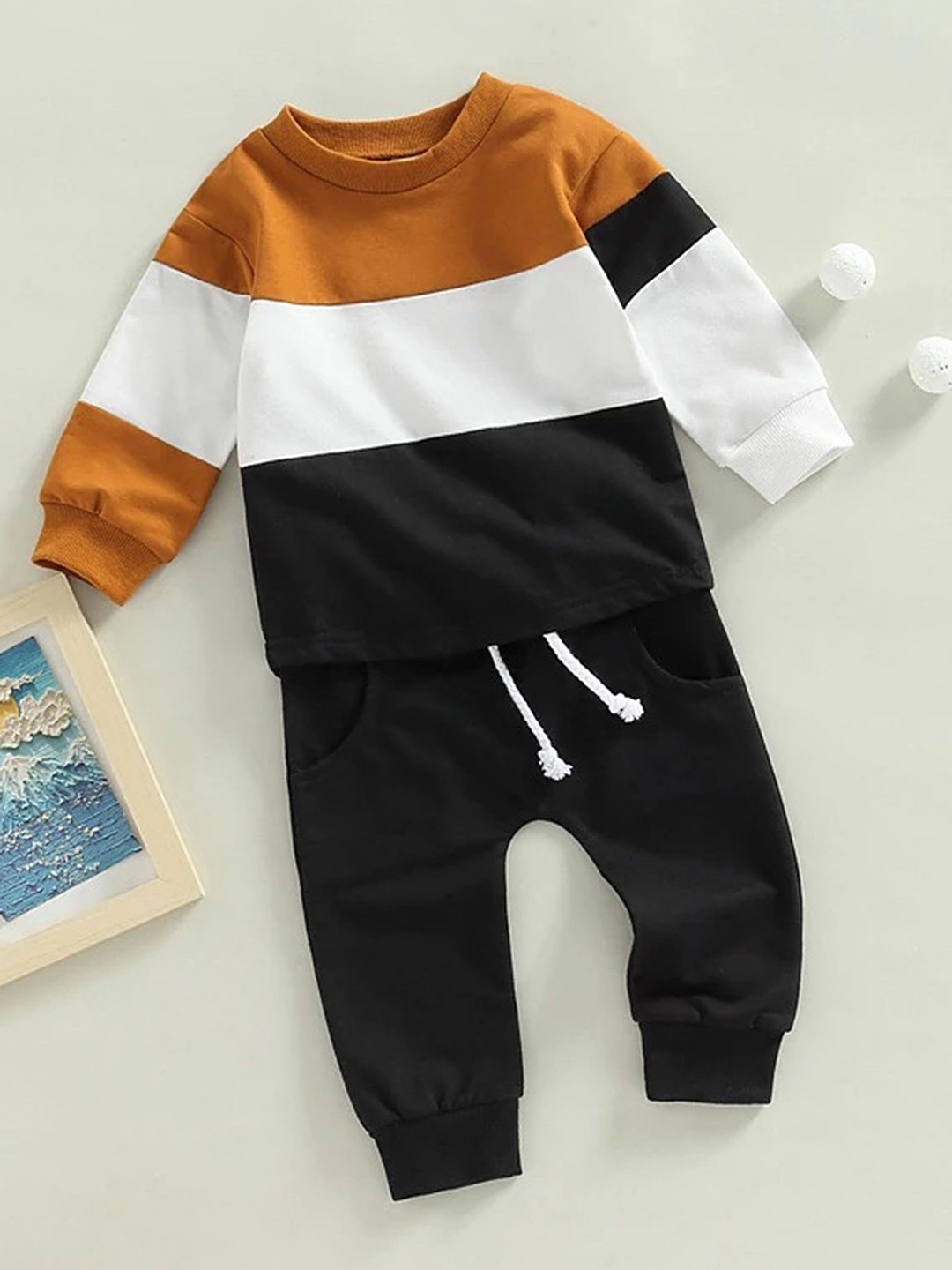 

LULU & SKY Boys Colourblocked Long Sleeves Sweatshirt With Joggers, Black