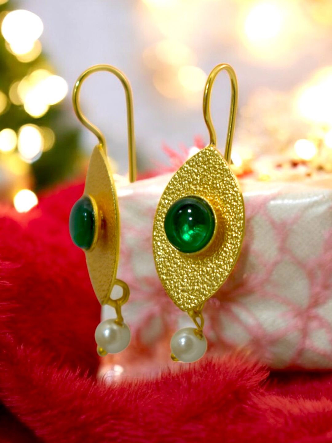 

TISHUL JEWELS Gold-Plated Stones Studded And Beaded Teardrop Shaped Drop Earrings, Green