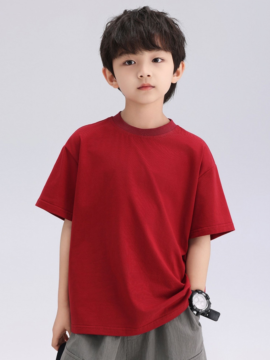 

LULU & SKY Boys Solid Round Neck Cotton T-shirt, Red