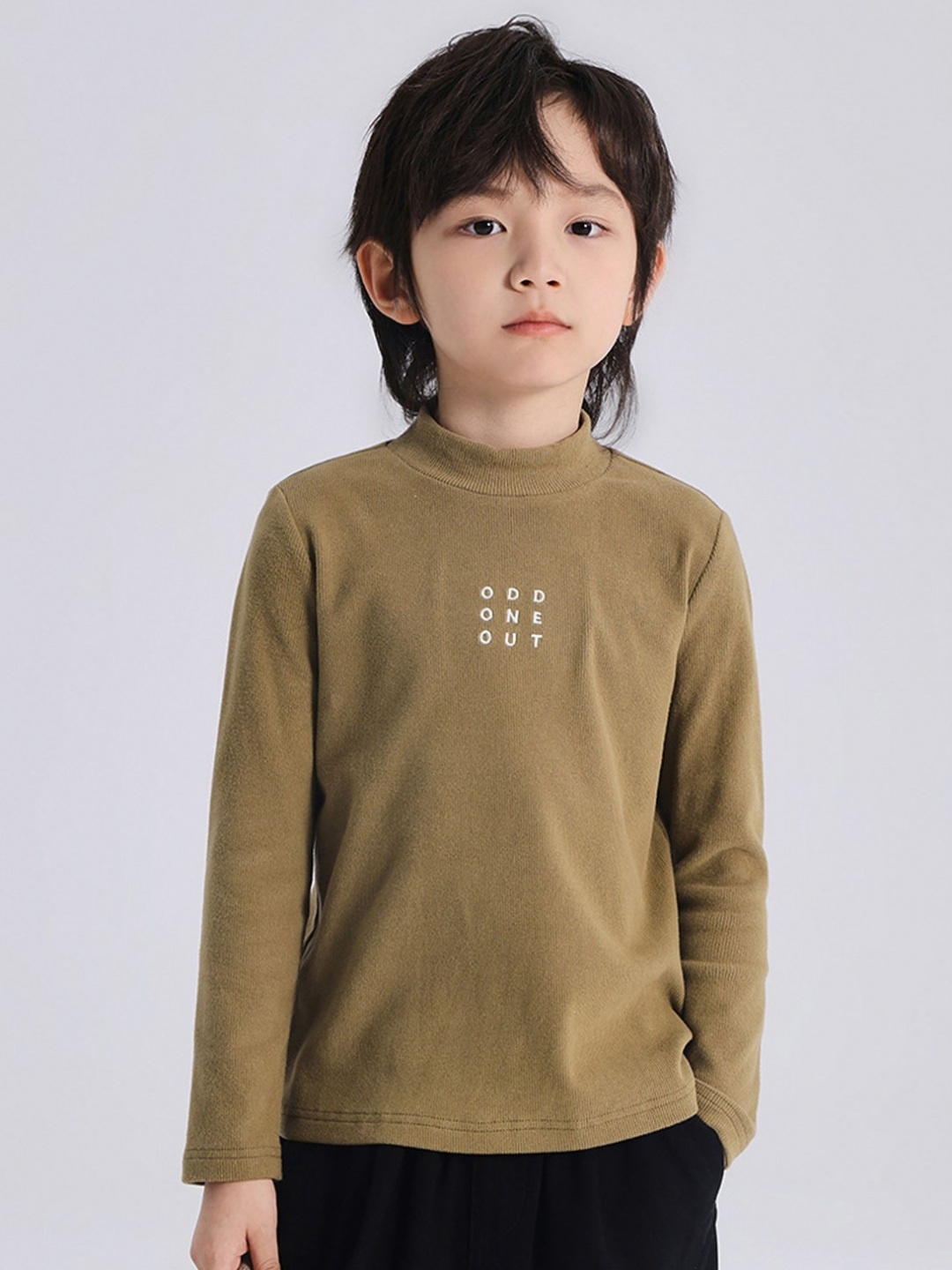 

LULU & SKY Boys Solid Round Neck Cotton T-shirt, Brown