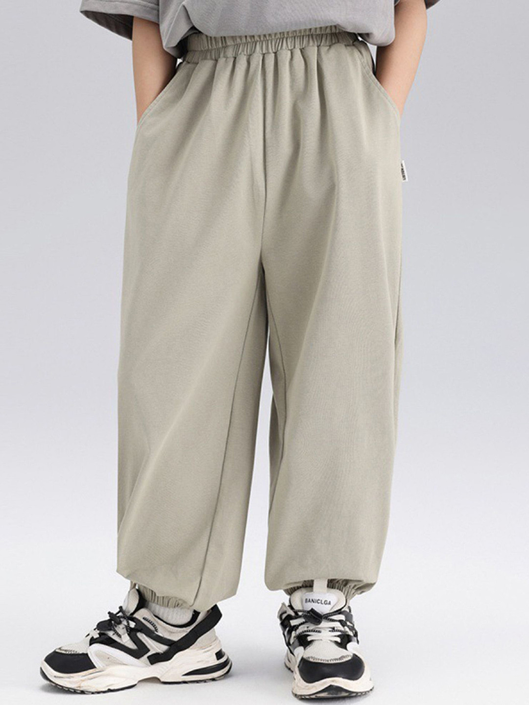 

LULU & SKY Boys Loose Fit High-Rise Trousers, Grey