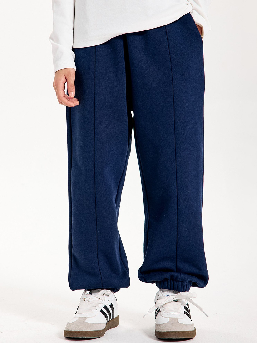 

LULU & SKY Girls Tapered Fit High-Rise Pleated Regular Trousers, Navy blue