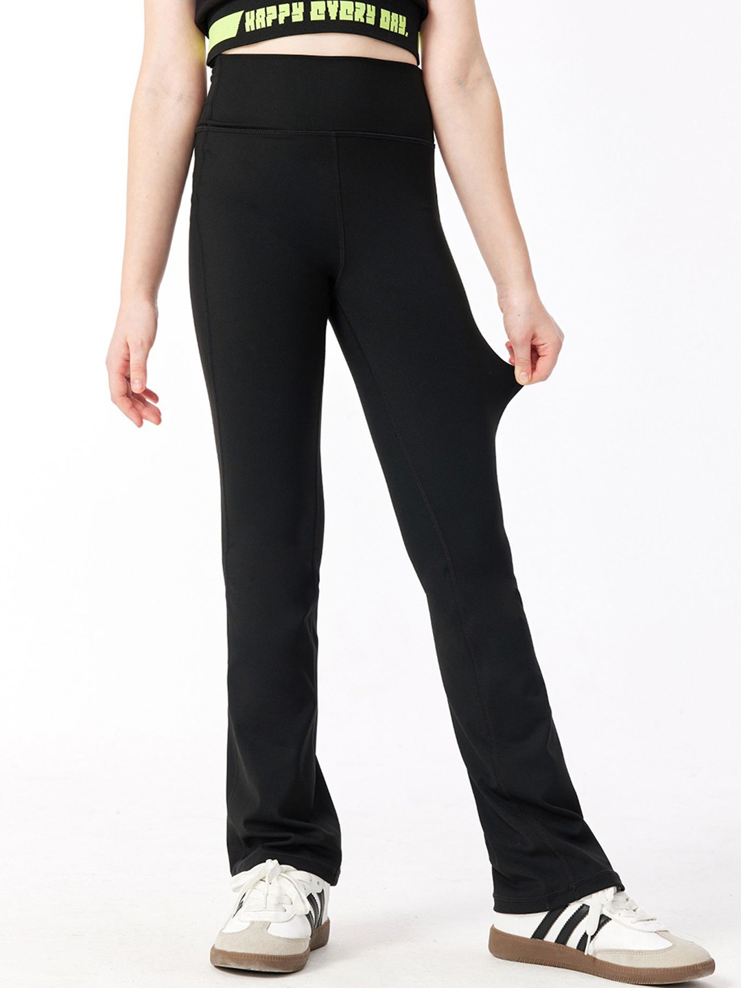 

LULU & SKY Girls Flared High-Rise Regular Trousers, Black