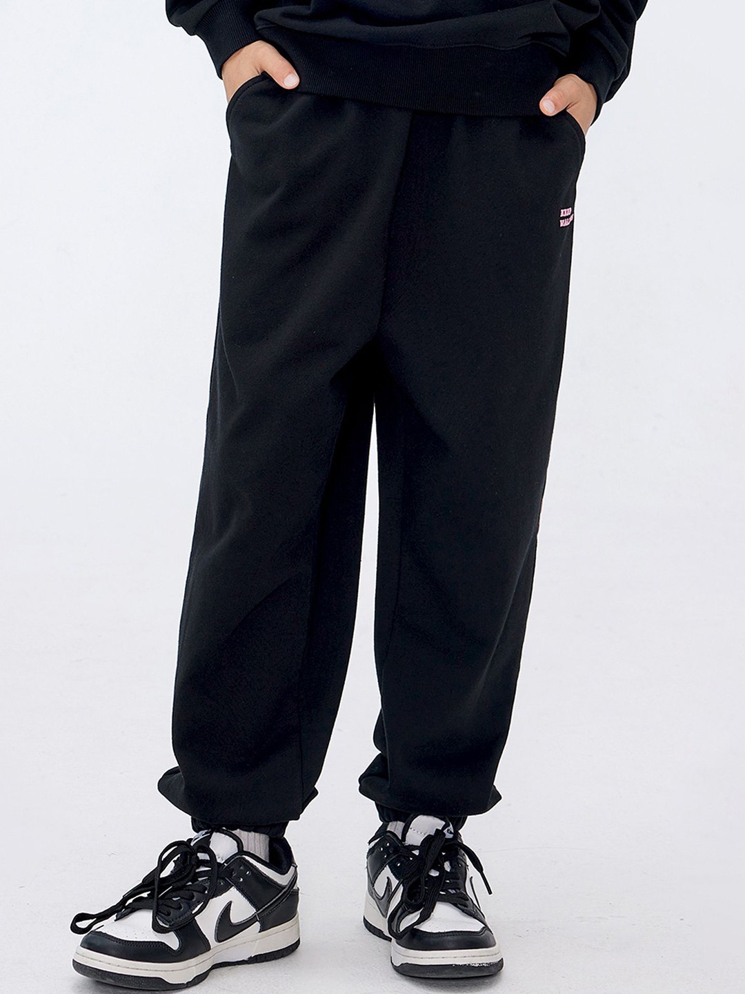 

LULU & SKY Girls Tapered Fit High-Rise Joggers Trousers, Black