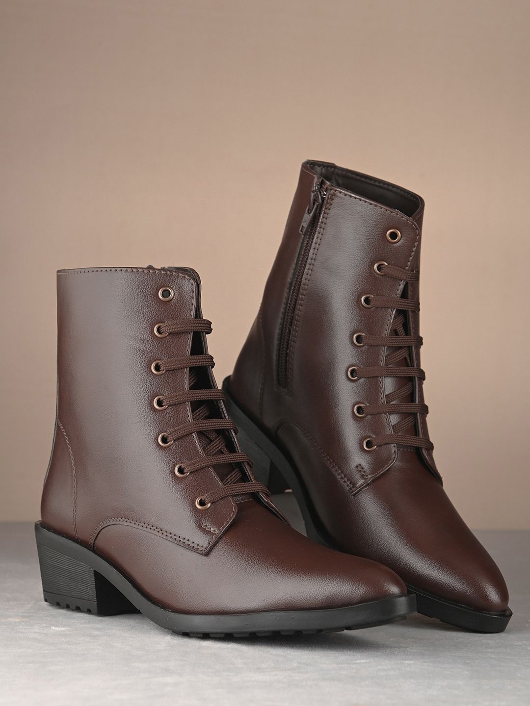 

The Roadster Lifestyle Co Women Block Heeled Lace-Up Ankle Boots, Brown