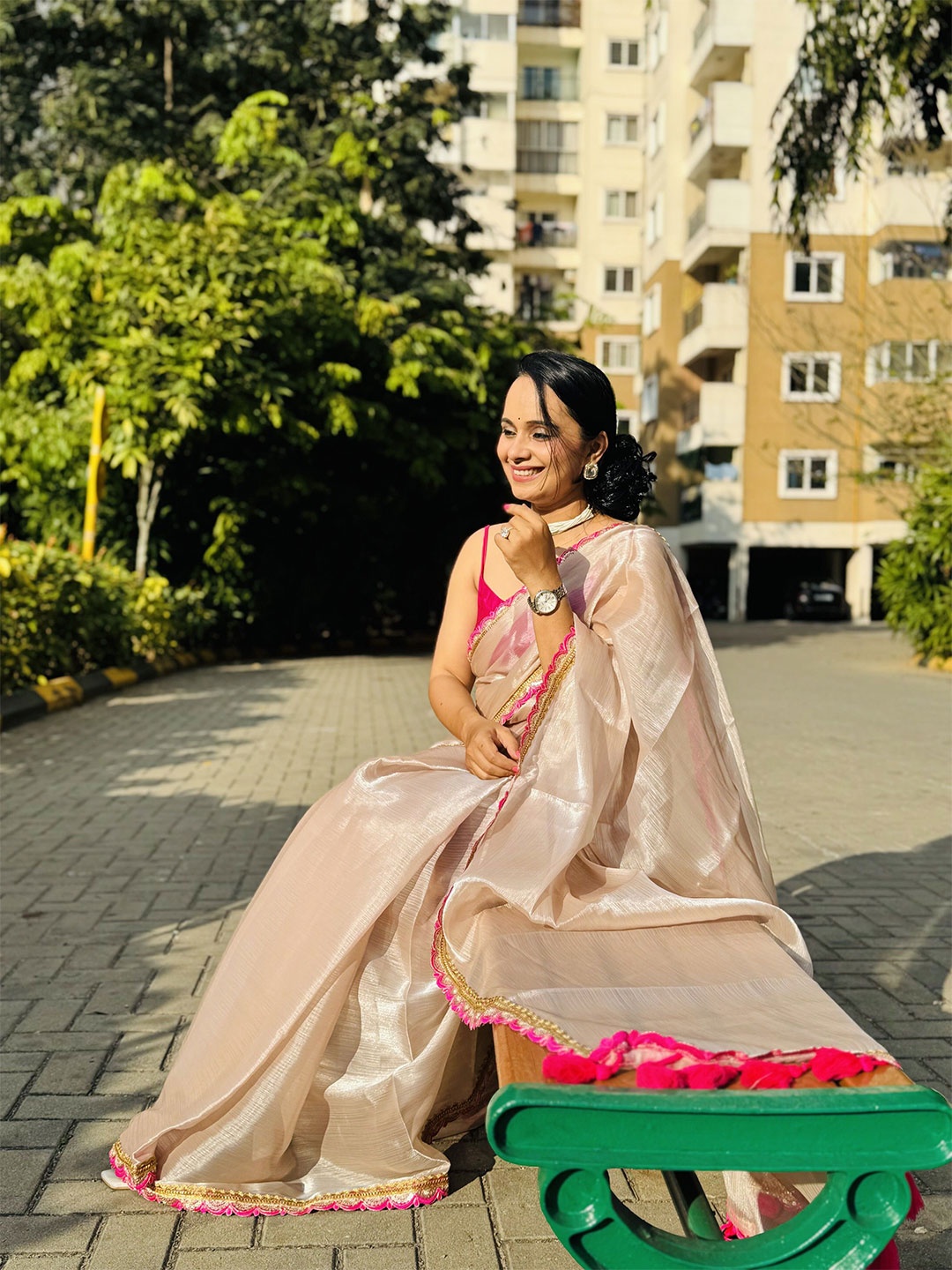 

zinzraa Embroidered Border Saree With Blouse Piece, Beige