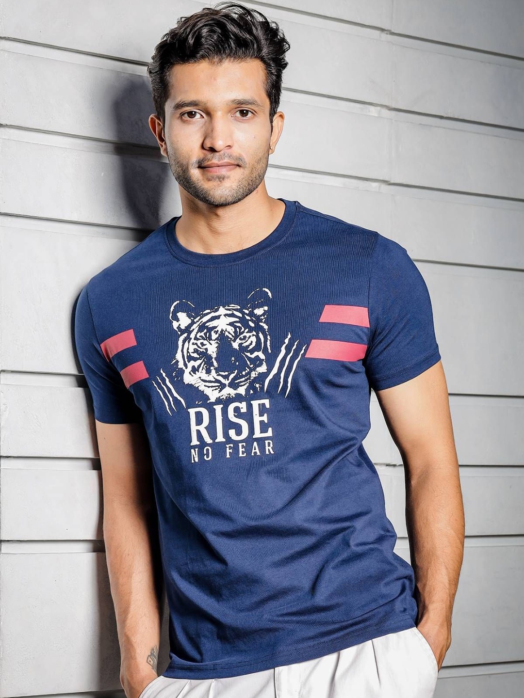 

ONE SKY Men Graphic Printed Round Neck Cotton T-shirt, Navy blue