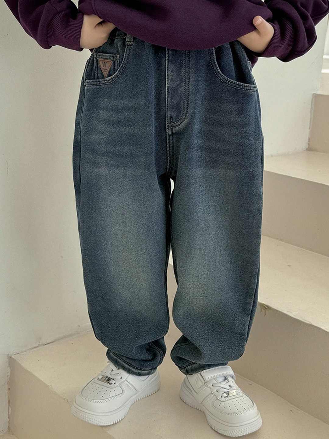 

LULU & SKY Boys Tapered Fit High-Rise Light Fade Jeans, Navy blue