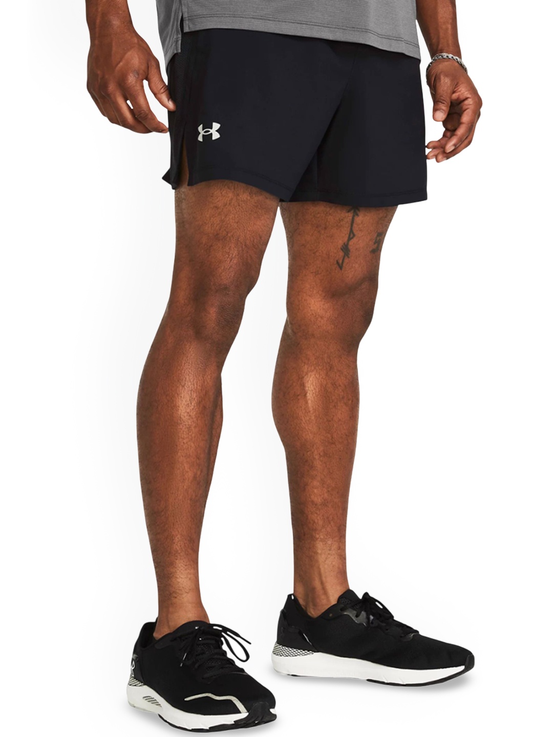 

UNDER ARMOUR UA Launch Men Brand Logo Printed Slim Fit Shorts, Black