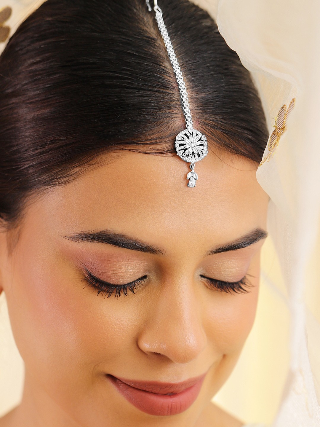 

Rubans Rhodium-Plated Cubic Zirconia Studded Maang Tikka Head Jewellery, Silver