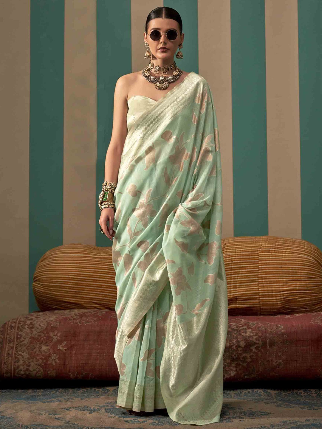 

Mitera Woven Design Zari Linen Blend Banarasi Saree, Sea green