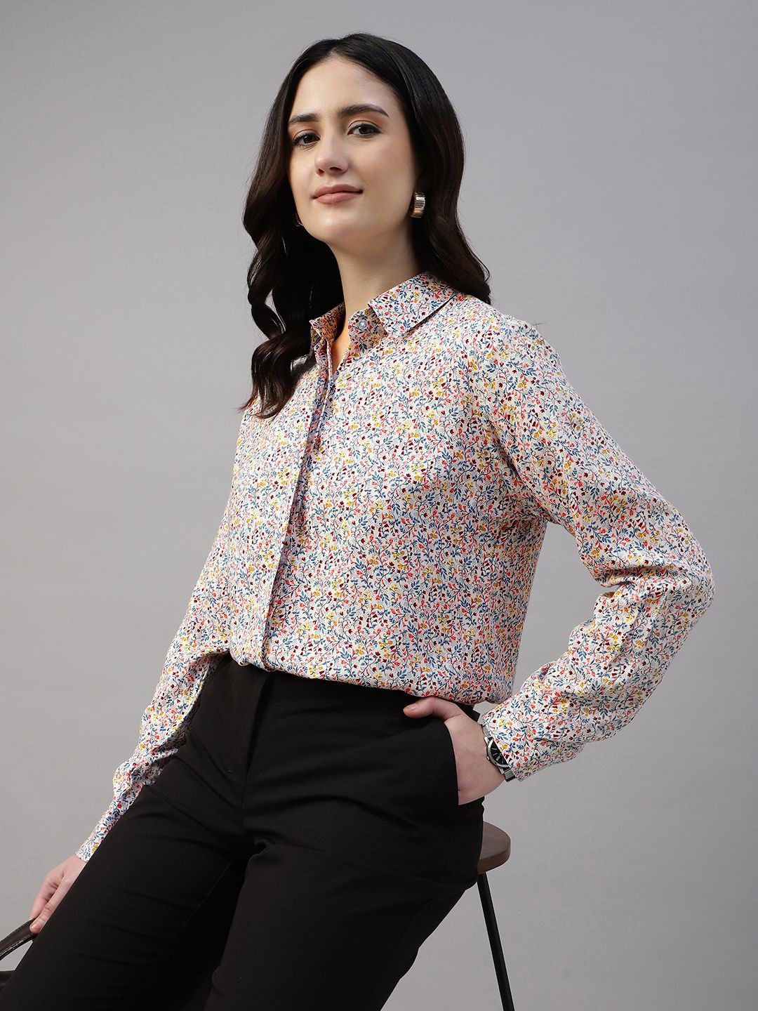 

Hancock Women Standard Fit Spread Collar Floral Printed Formal Shirt, White