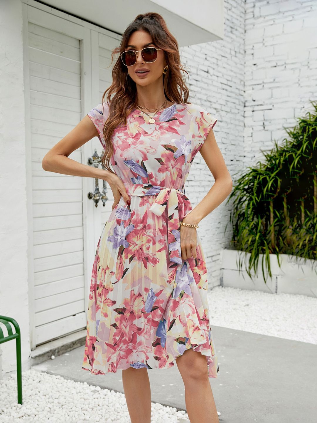

JC Mode Women Floral Printed Fit & Flare Knee Length Dress, Red