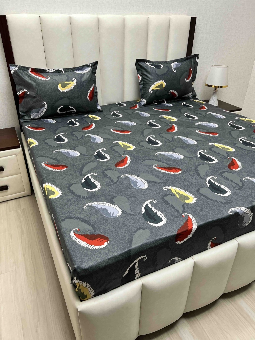 

Pure Decor Passion Fur Grey & White Ethnic Cotton 250 TC Queen Bedsheet Set-2.28mx2.54m