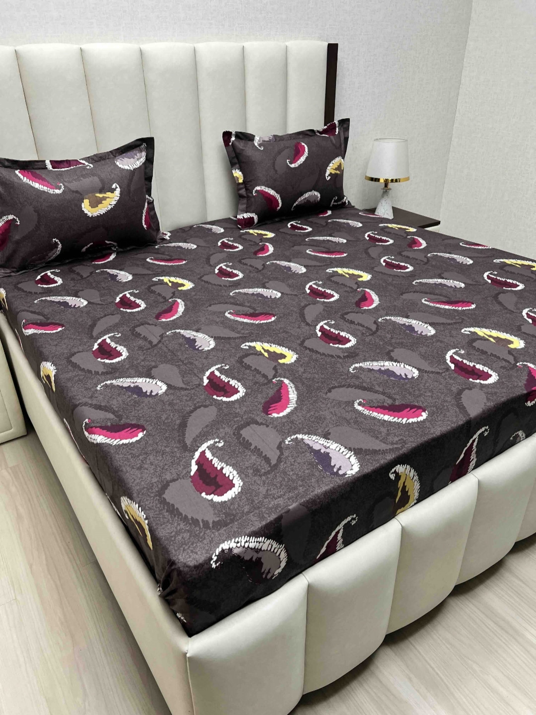 

Pure Decor Passion Fur Purple & White Ethnic Cotton 240 TC Queen Bedsheet Set-2.28mx2.54m