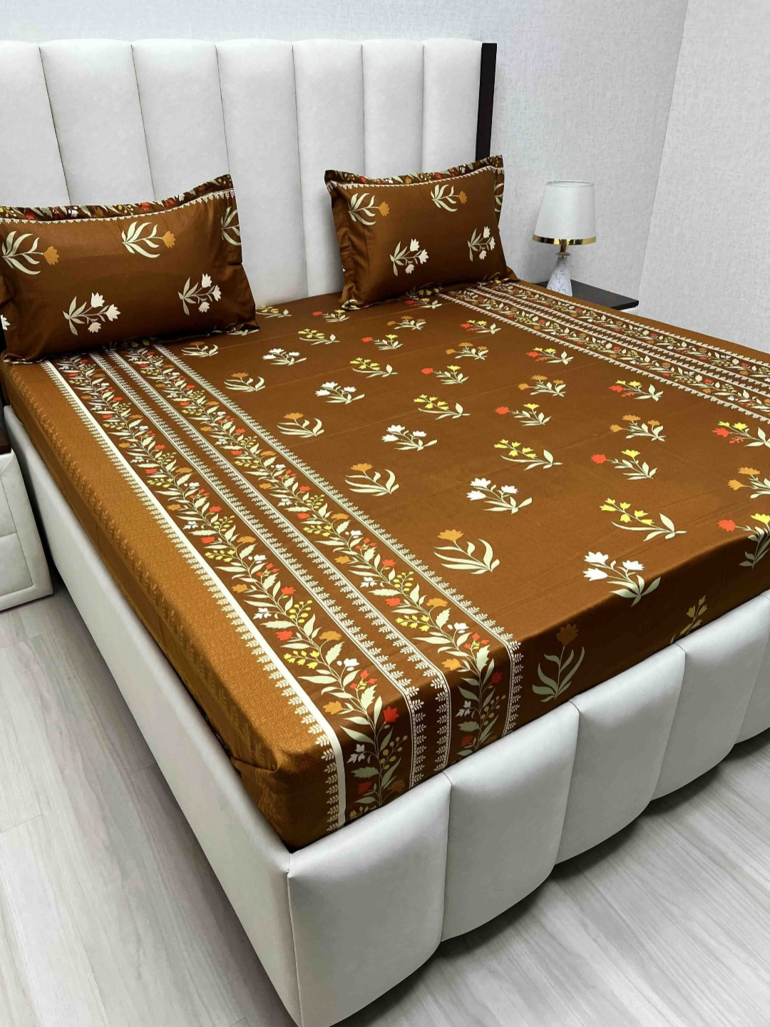 

Pure Decor Passion Fur Brown & White Floral Cotton 240 TC Queen Bedsheet Set-2.28mx2.54m