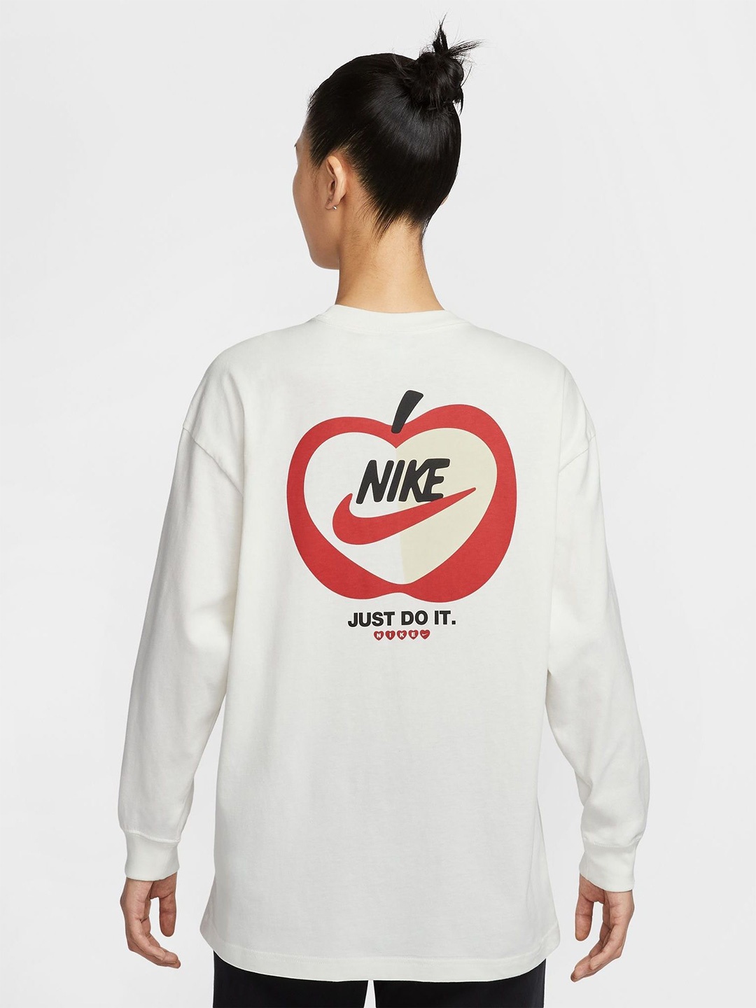 

Nike Sportswear Women Cotton Oversized Long-Sleeve Sweatshirt, White