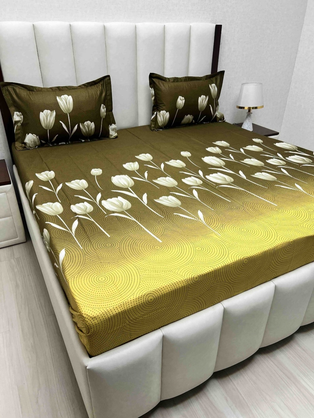

Pure Decor Green Floral Pure Cotton 220 TC Queen Bedsheet Set 2.28 m x 2.54 m