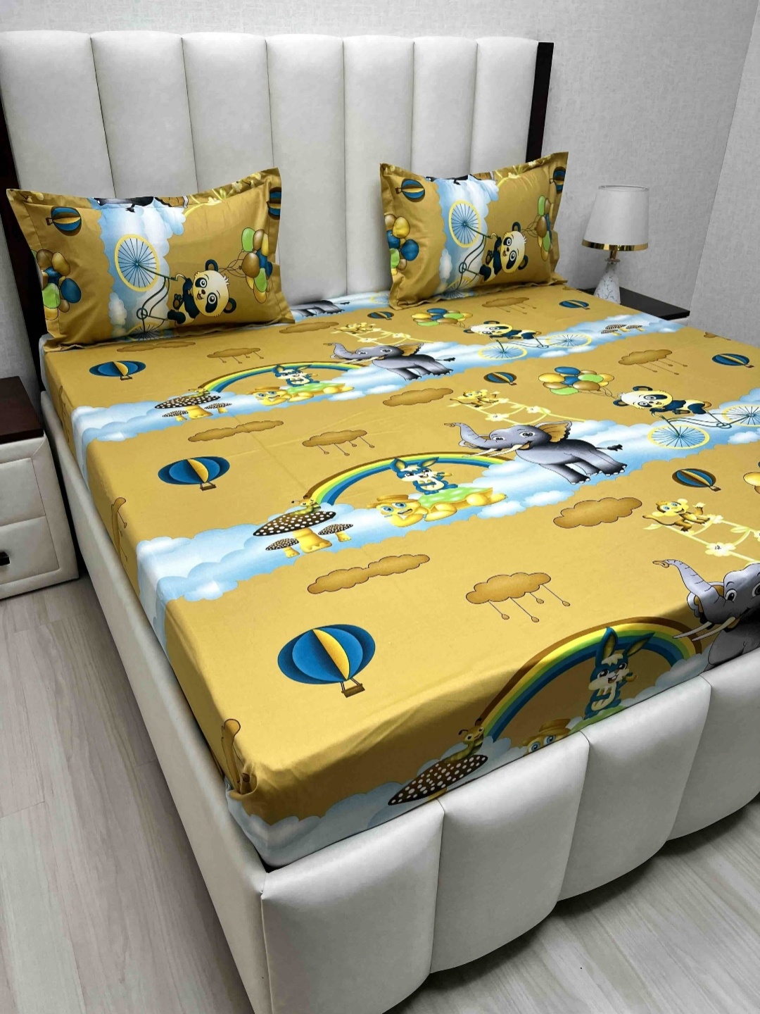 

Pure Decor Brown Cartoon Characters Pure Cotton 220 TC Queen Bedsheet Set 2.28 m x 2.54 m