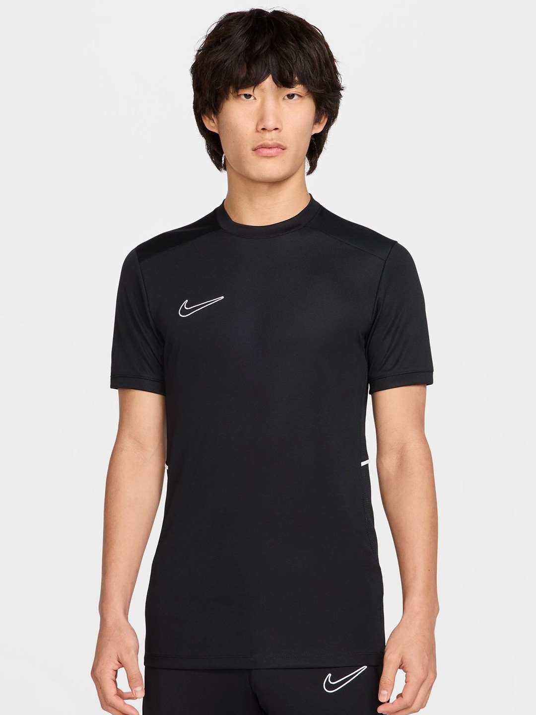 

Nike Men Dri-Fit Round Neck Sport T-Shirt, Black