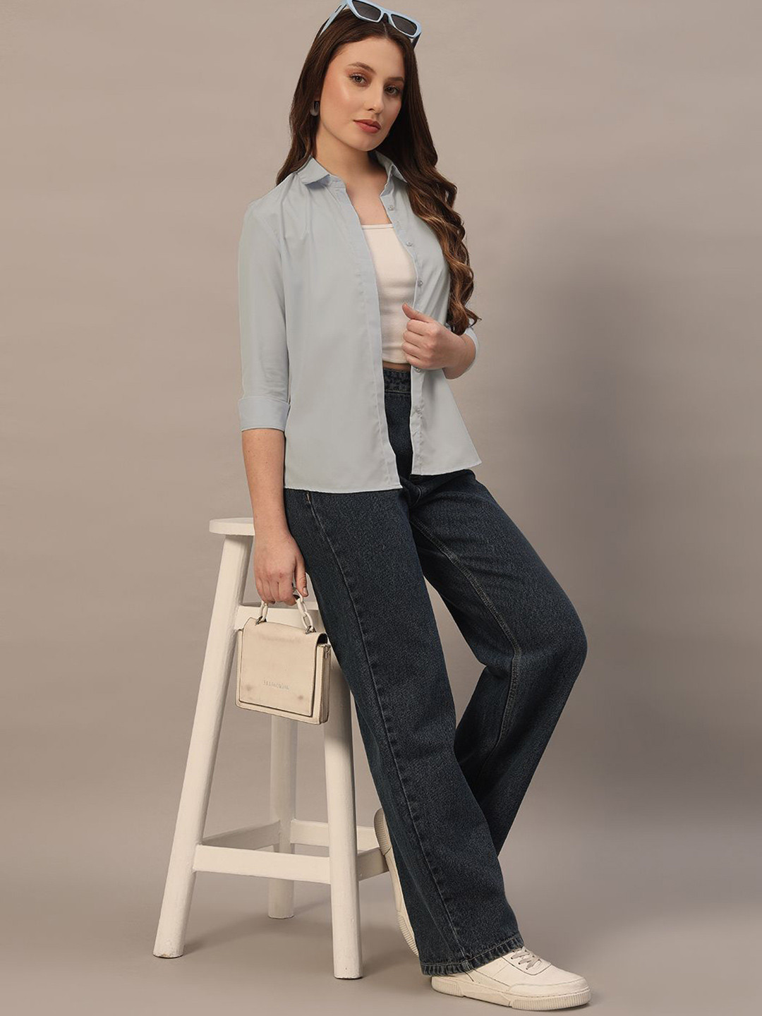 

The Roadster Lifestyle Co. Women Slim Fit Spread Collar Solid Formal Shirt, Grey