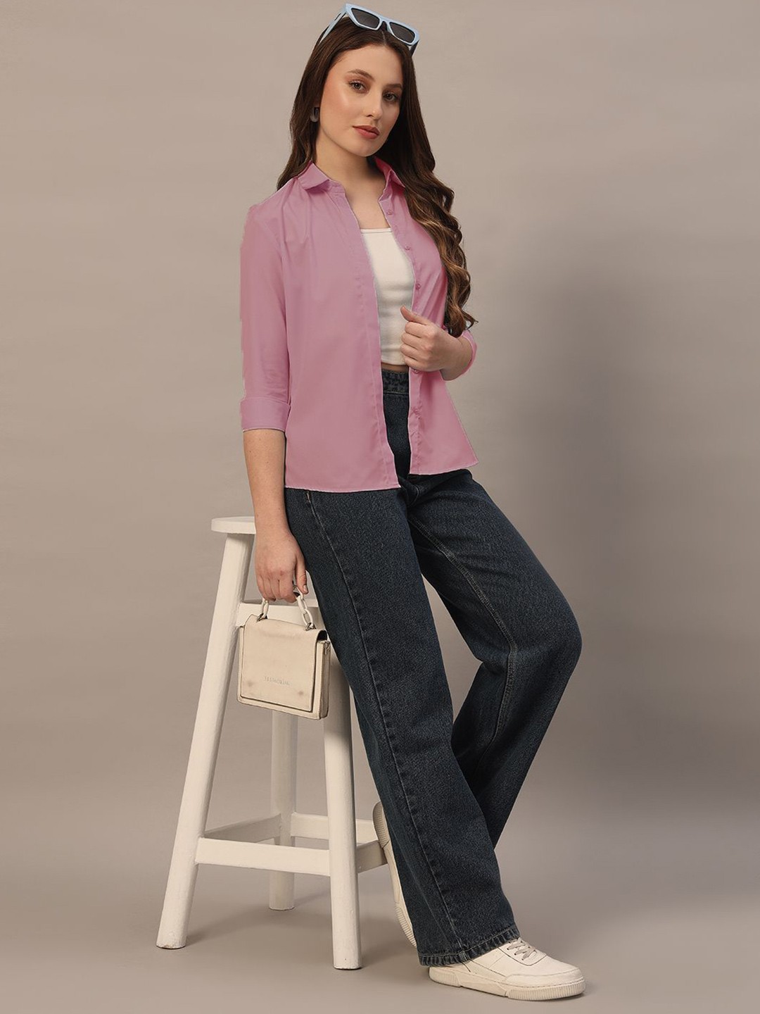 

The Roadster Lifestyle Co. Women Slim Fit Spread Collar Solid Casual Shirt, Mauve