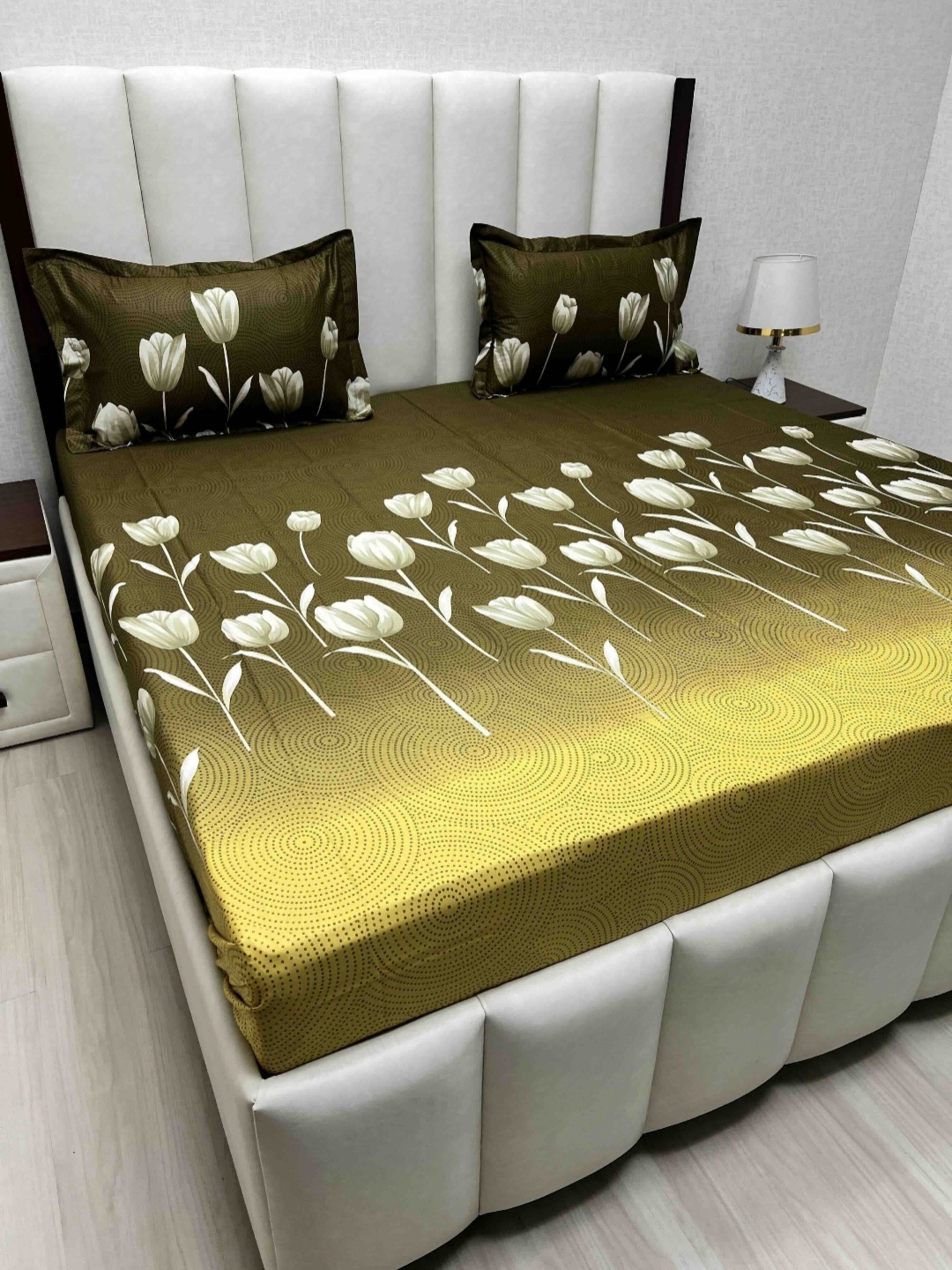 

Pure Decor Green & Grey Floral Pure Cotton 210 TC Queen Bedsheet Set 2.28 m x 2.54 m