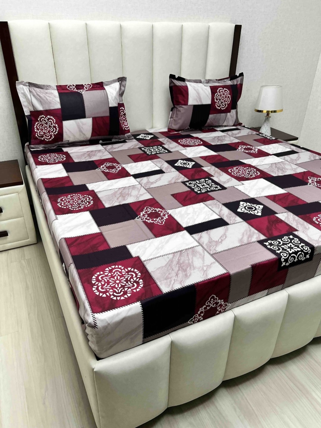 

Pure Decor Pink Ethnic Motifs Pure Cotton 200 TC Queen Bedsheet Set 2.28 m x 2.54 m