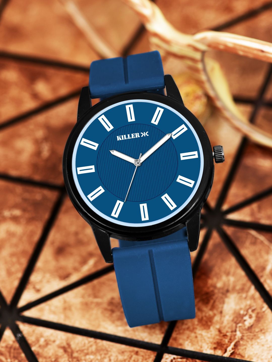

Killer Men Magnetic Buckle Round Dial Analogue Watch HOBKL-504-BL, Blue