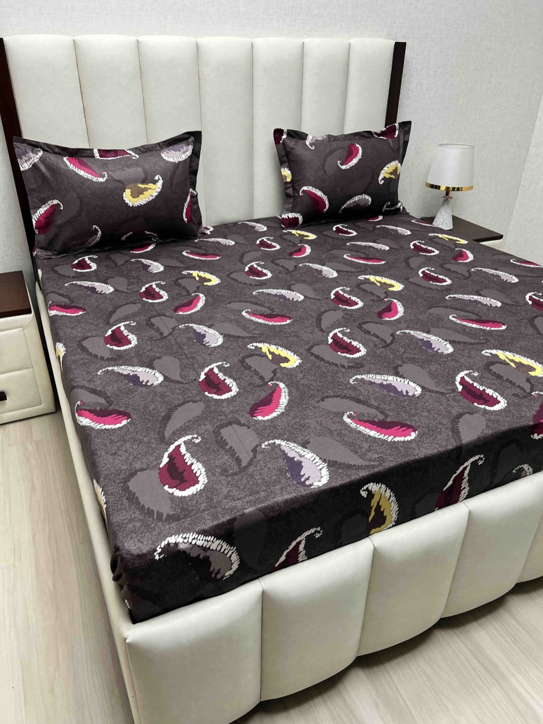 

Pure Decor Grey Ethnic Motifs Pure Cotton 350 TC Queen Bedsheet Set 2.28 m x 2.54 m