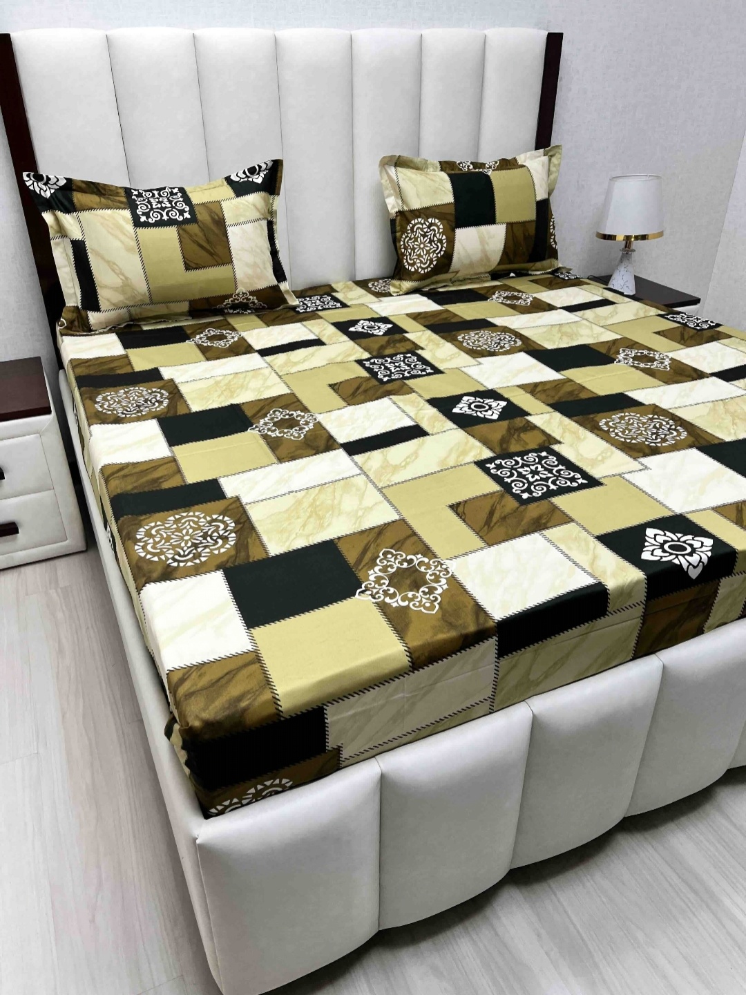 

Pure Decor Green Ethnic Motifs Pure Cotton 350 TC Queen Bedsheet Set 2.28 m x 2.54 m