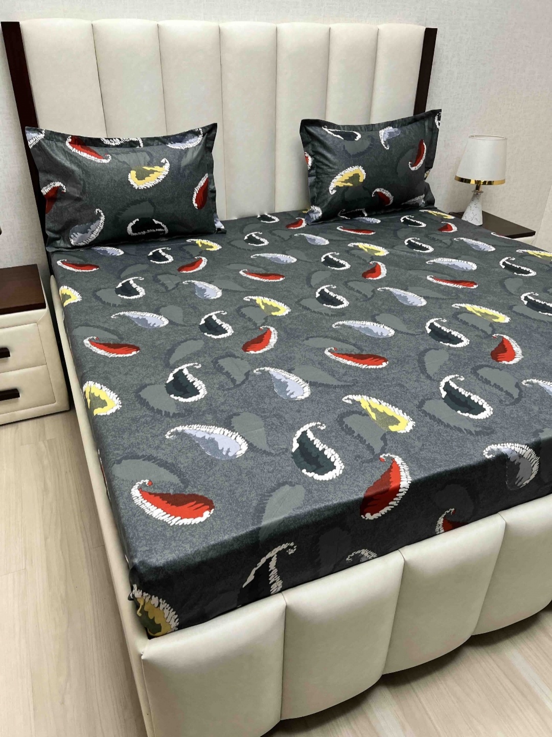

Pure Decor Grey Ethnic Motifs Pure Cotton 350 TC Queen Bedsheet Set 2.28 m x 2.54 m