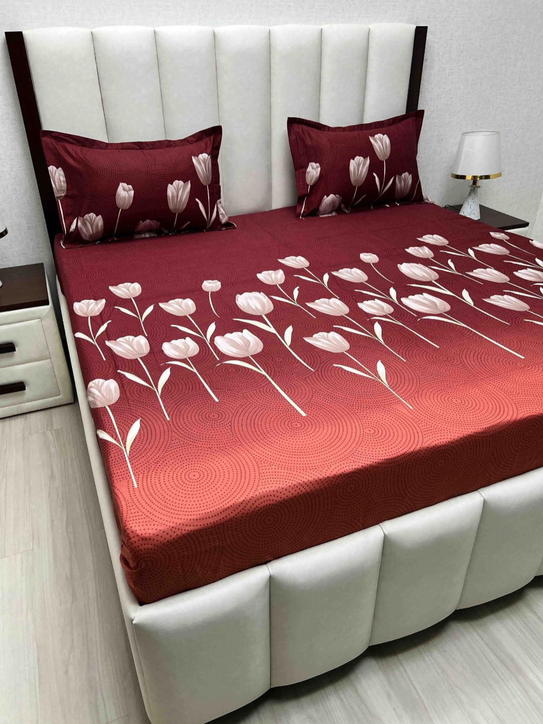 

Pure Decor Passion Fur Floral 350 TC Pure Cotton Queen Bedsheet-2.28 m x 2.54 m, Maroon
