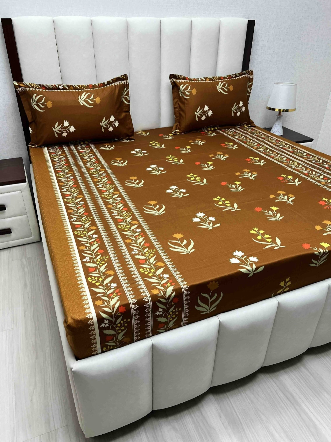 

Pure Decor Passion Fur Floral 330 TC Pure Cotton Queen Bedsheet-2.28 m x 2.54 m, Brown
