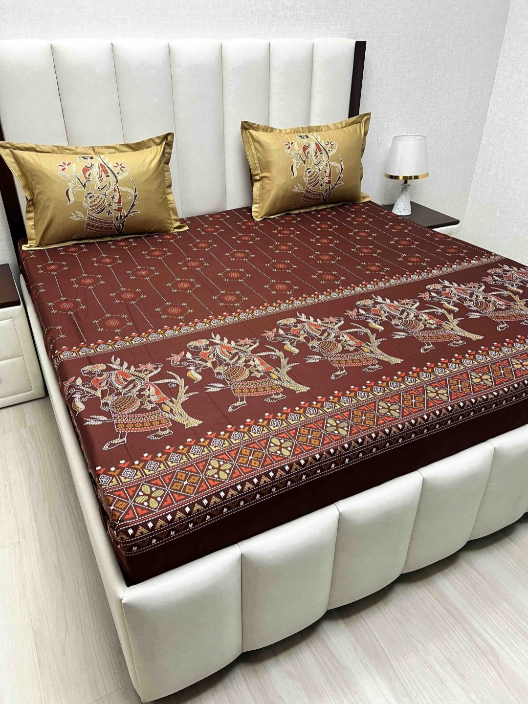 

Pure Decor Royal Lifestyle 400 TC Pure Cotton King Bedsheet Set-2.74 m x 2.74 m, Brown