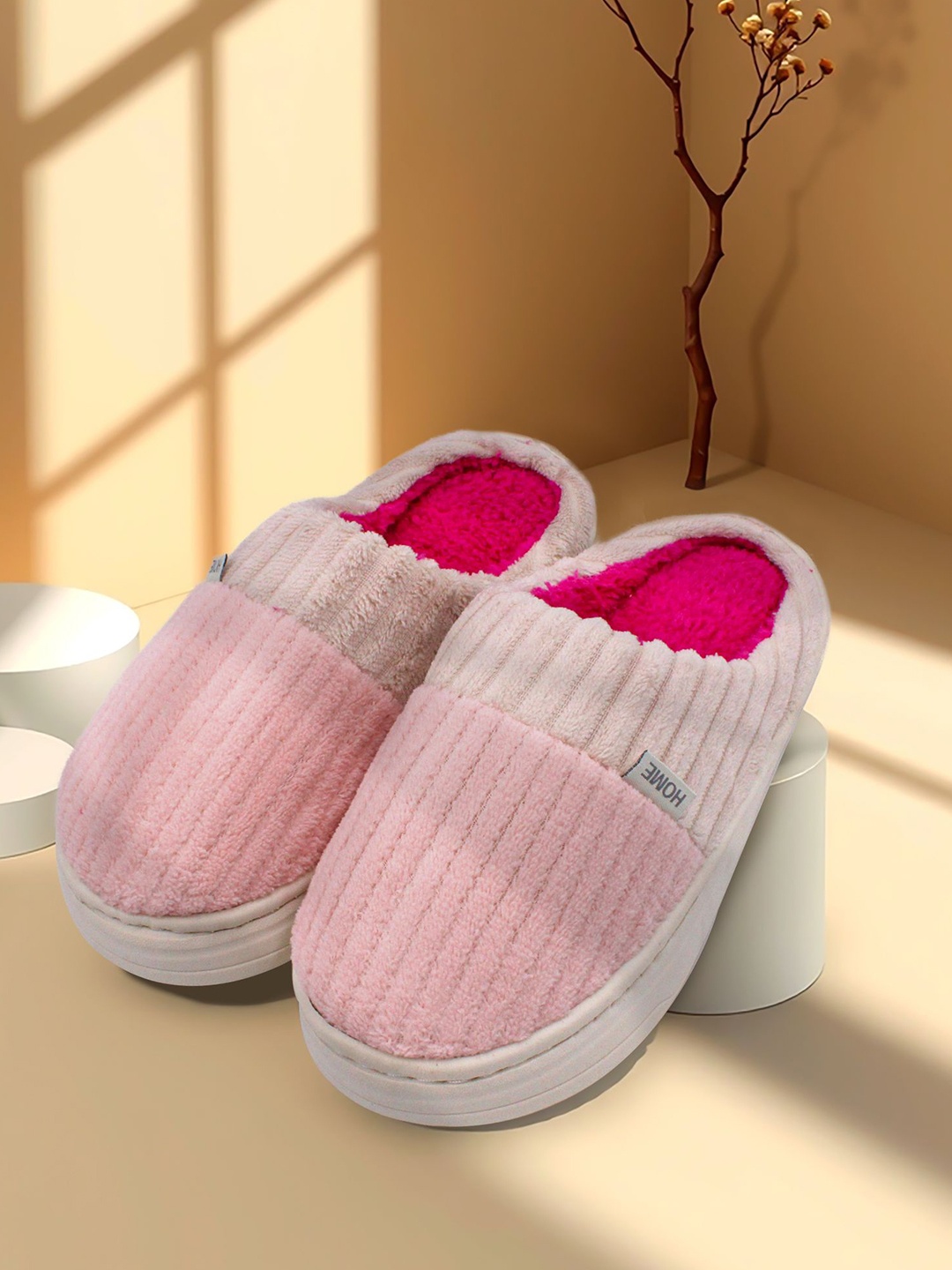 

JENNA Men Winter Room Slippers, Pink