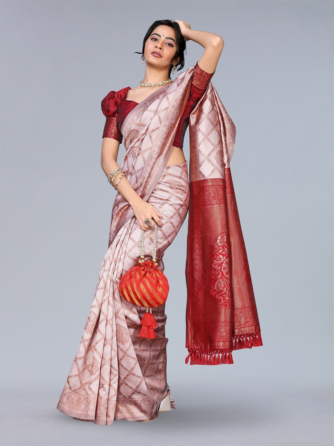 

saretramall Woven Design Zari Banarasi Saree, Pink