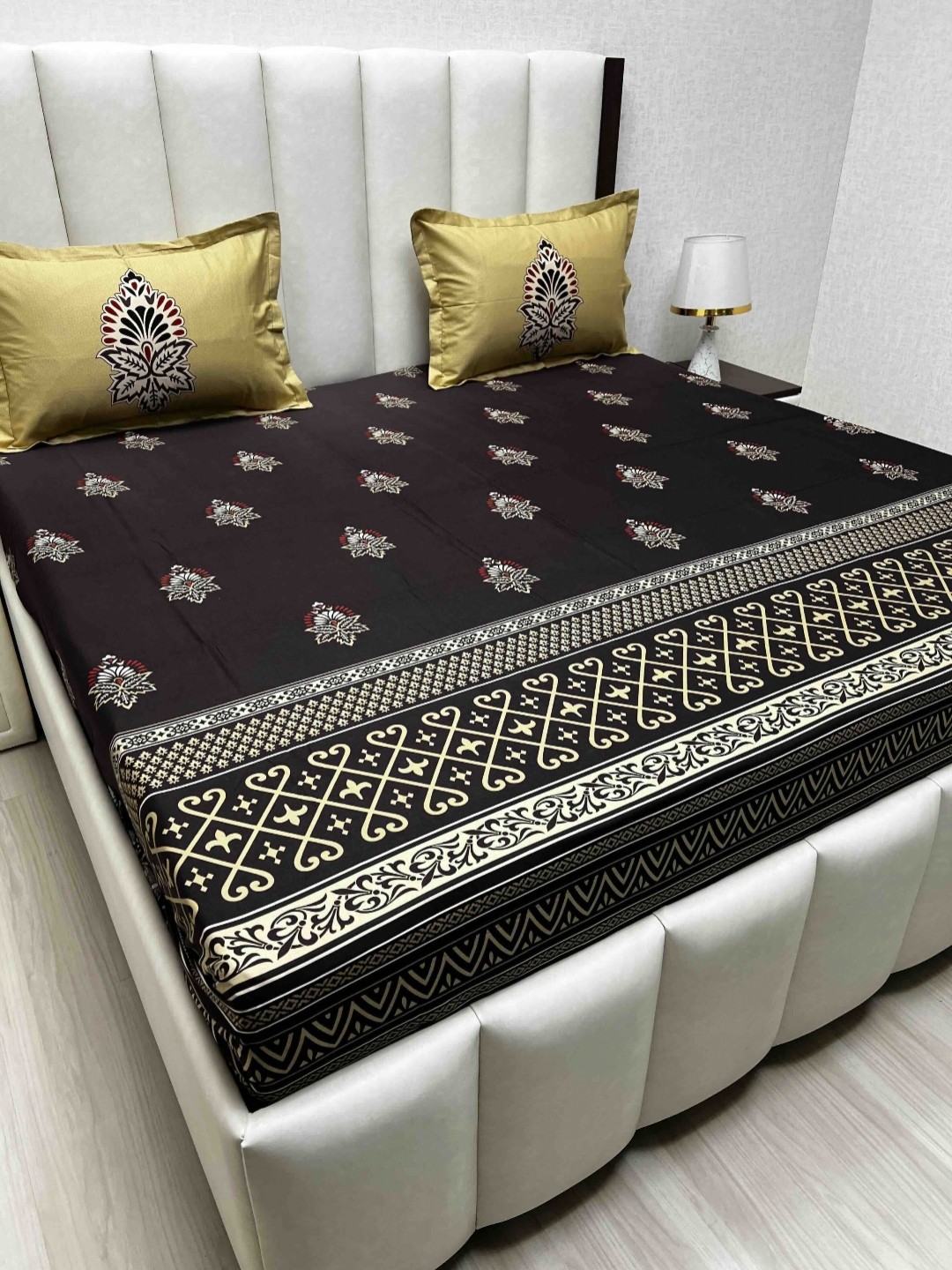Pure Decor Royal Lifestyle 330 TC Pure Cotton King Bedsheet Set-2.74 m x 2.74 m, Brown