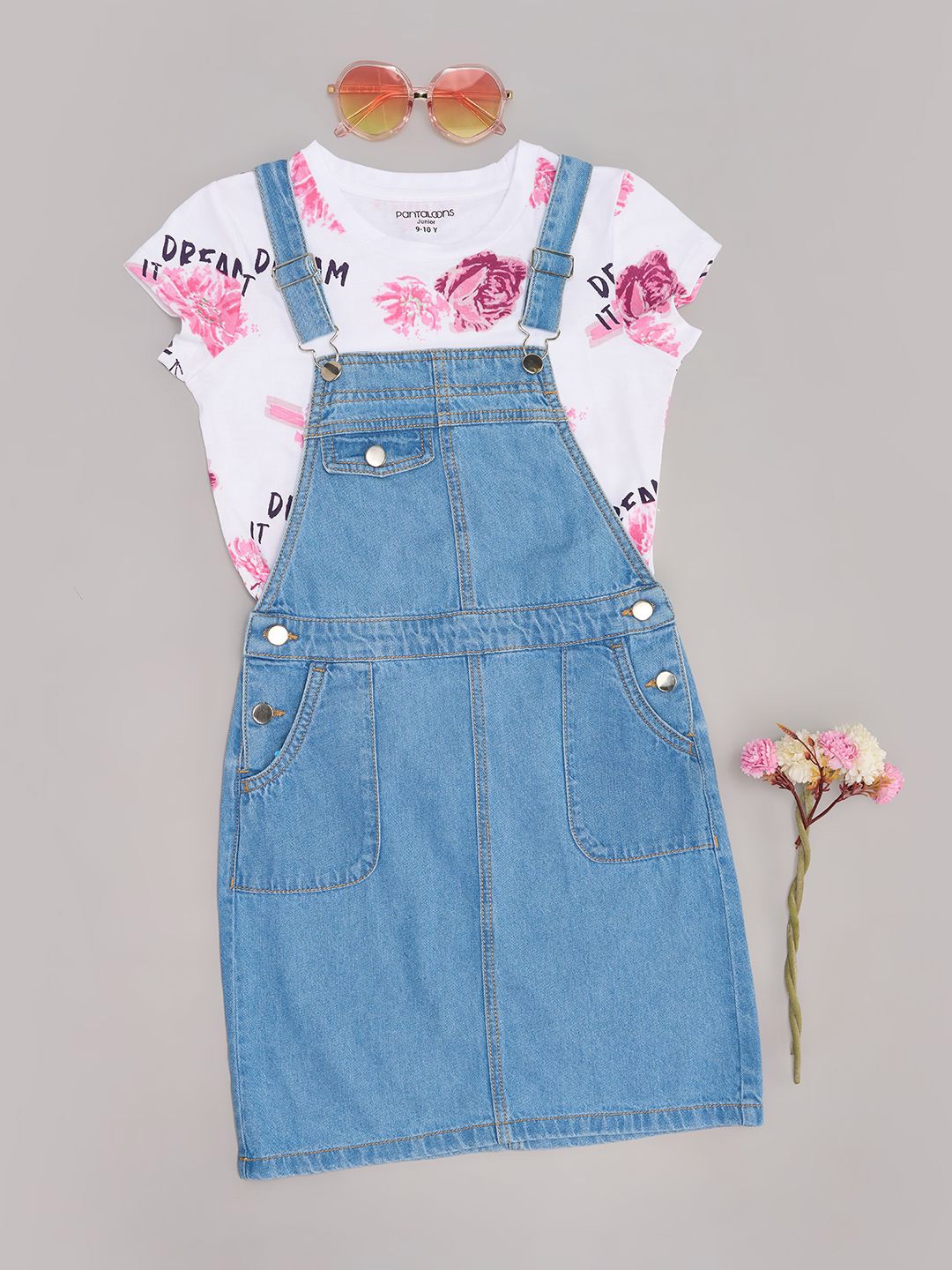 

Pantaloons Junior Girls Pinafore Dress, Navy blue