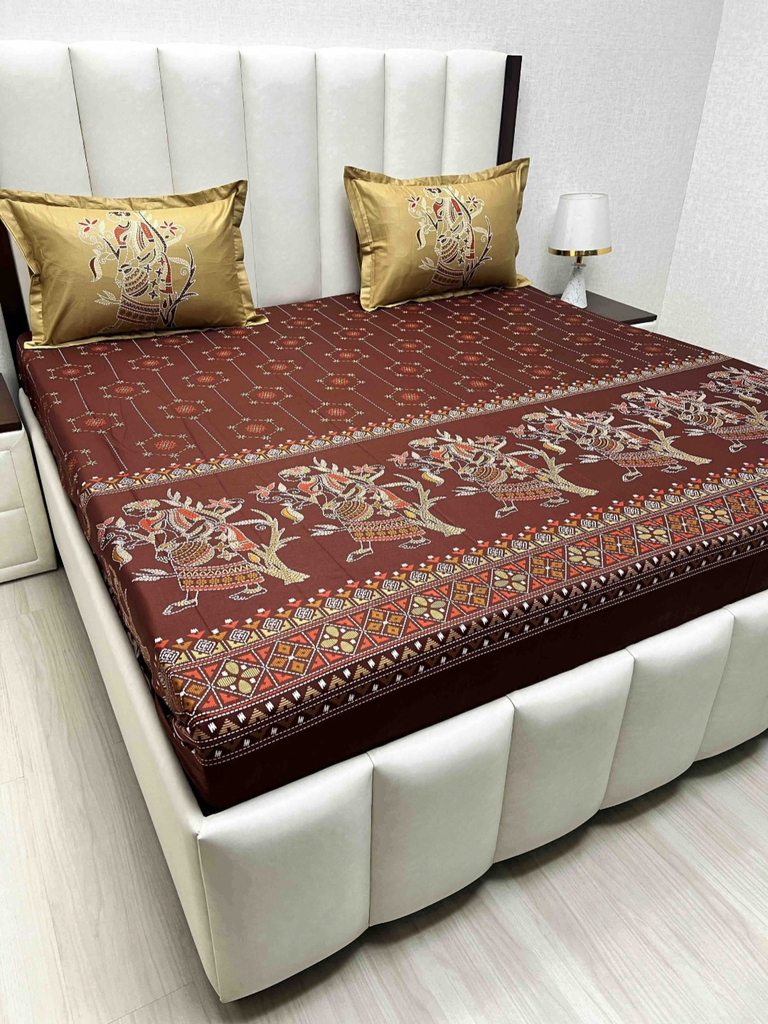 

Pure Decor Royal Lifestyle 300 TC Pure Cotton King Bedsheet Set-2.74 m x 2.74 m, Brown