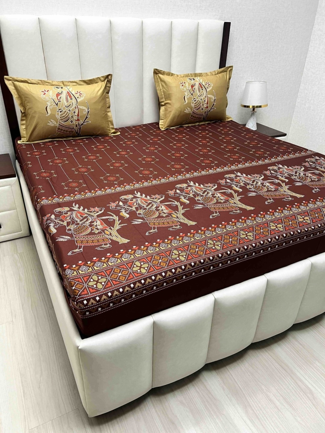 Pure Decor Brown & White Ethnic Motifs 260 TC Cotton King Bedsheet Set 2.74 m x 2.74 m