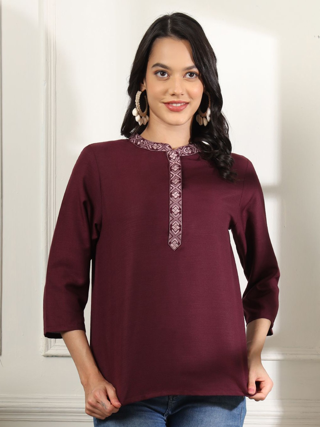 

Anouk Rustic Women Embroidered Mandarin Collar Kurti, Maroon