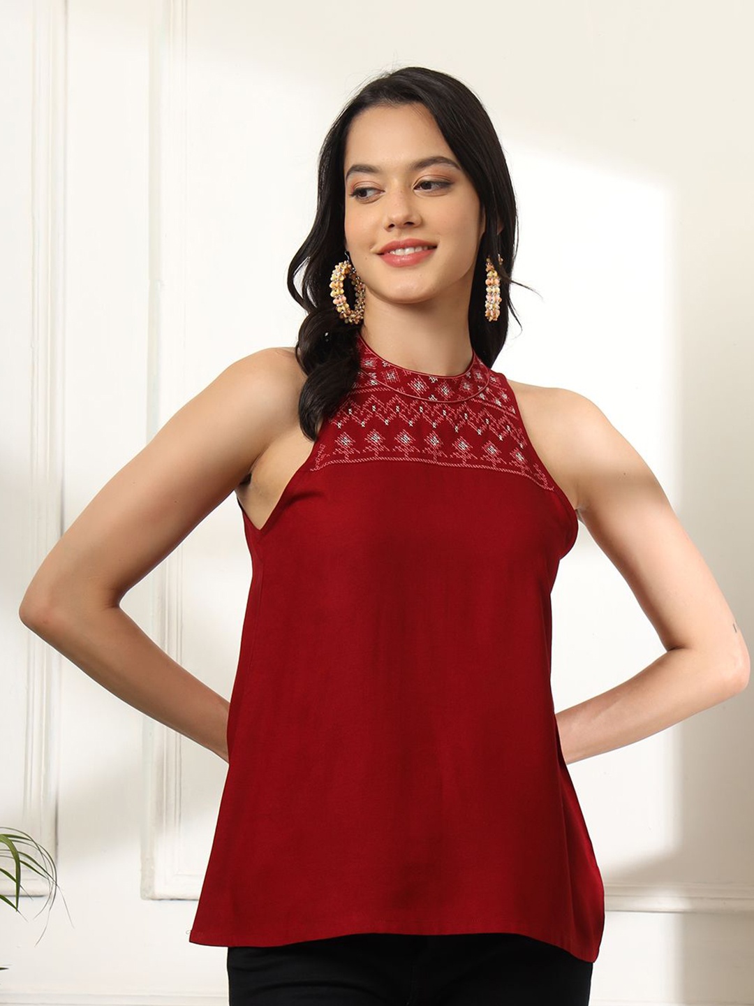 

Anouk Rustic Embroidered Round Neck Top, Maroon