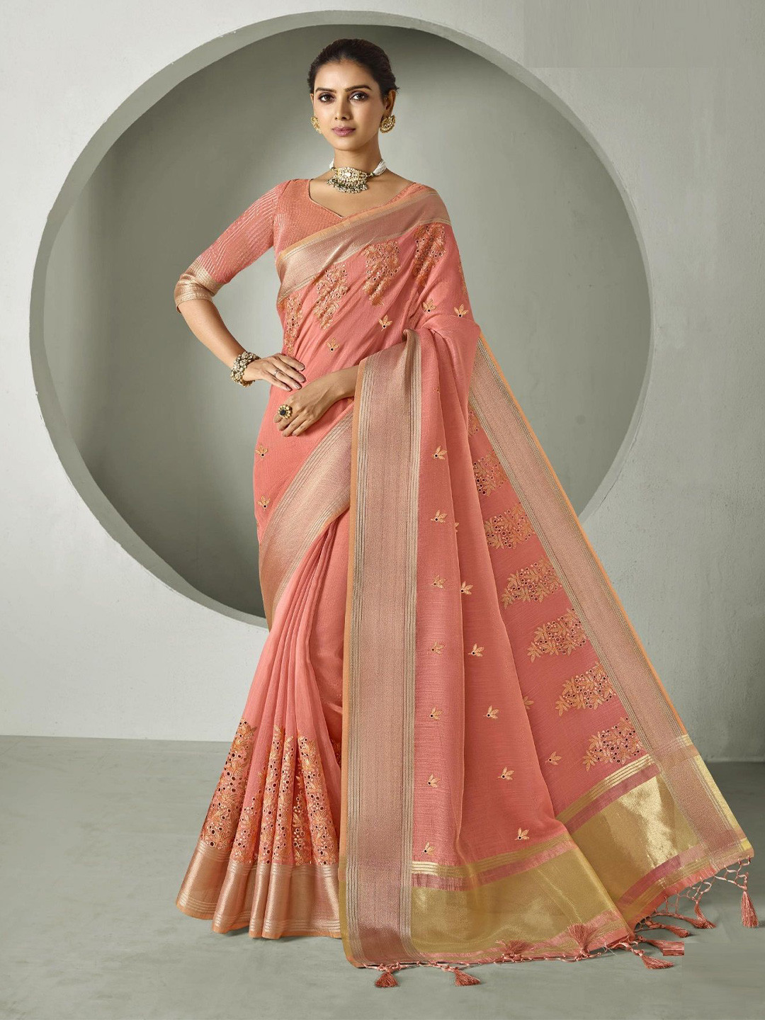 

MAHALASA Ethnic Motifs Embroidered Pure Cotton Saree, Pink