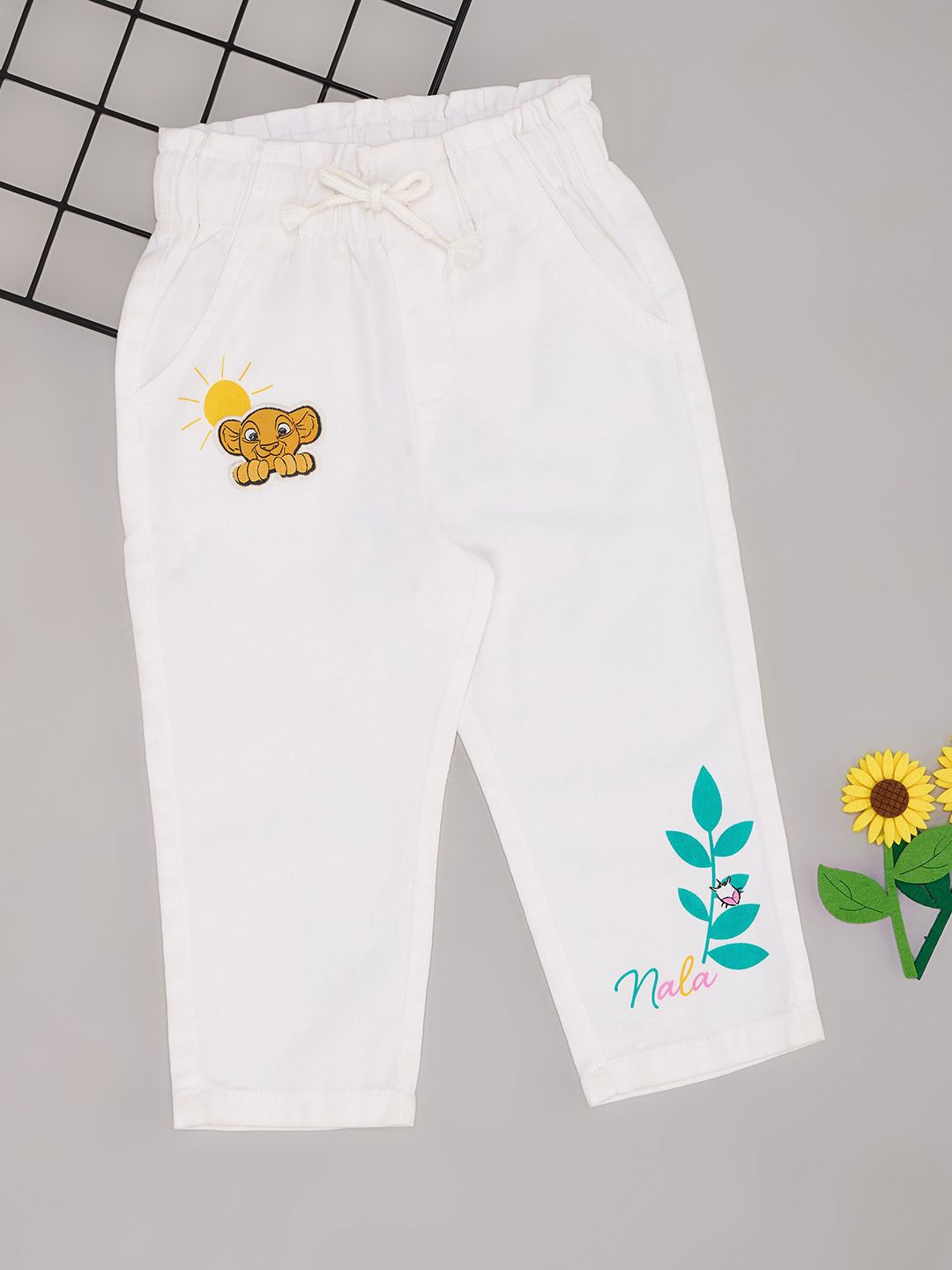 

Pantaloons Baby Girls Mid-Rise Cropped Cotton Jeans, White