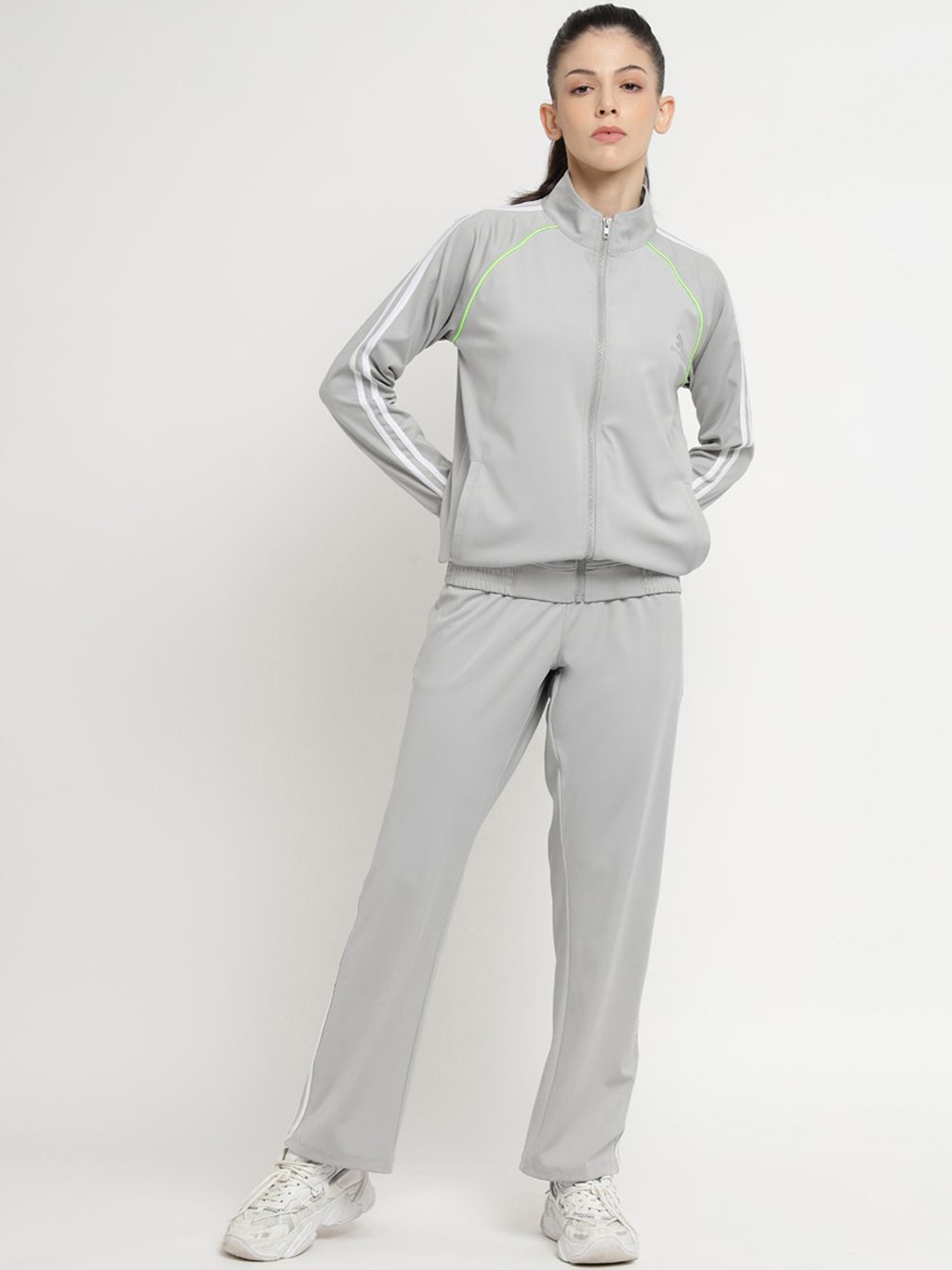 

OFF LIMITS Women Mock Collar Zipper Tracksuit, Grey