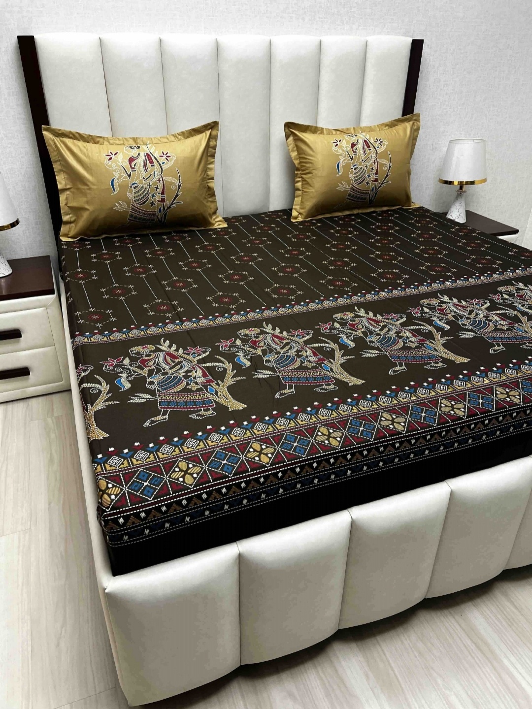 

Pure Decor Brown & White Ethnic Motifs 220 TC Cotton King Bedsheet Set 2.74 m x 2.74 m
