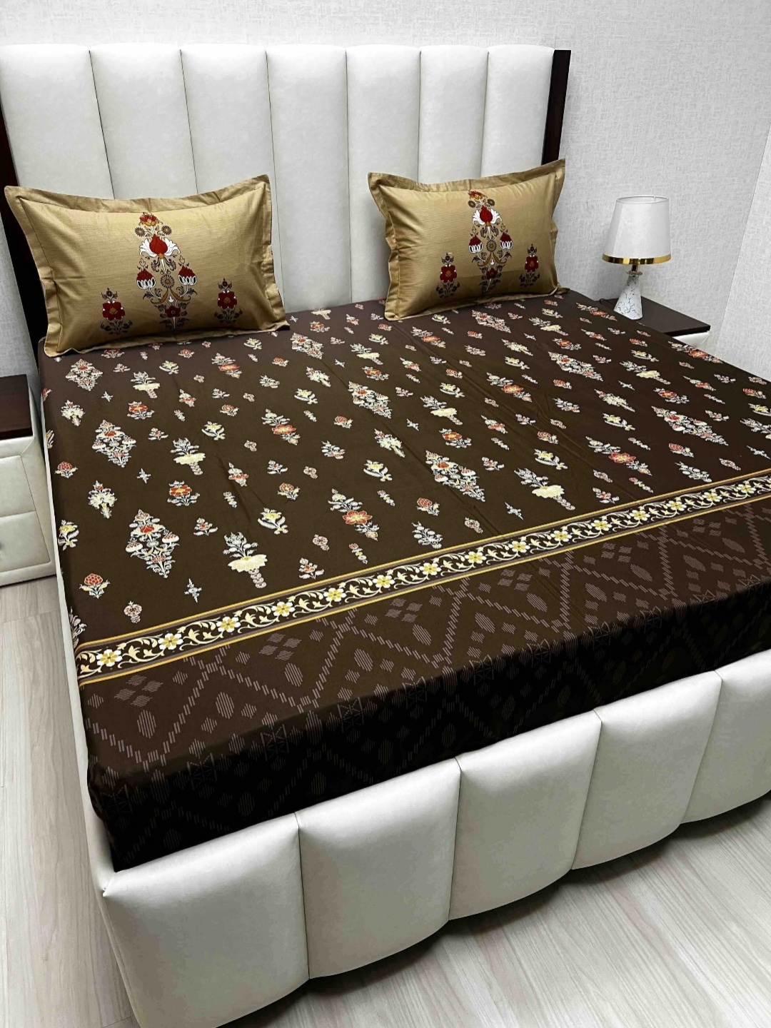 Pure Decor Brown & White Floral 220 TC Cotton King Bedsheet Set 2.74 m x 2.74 m