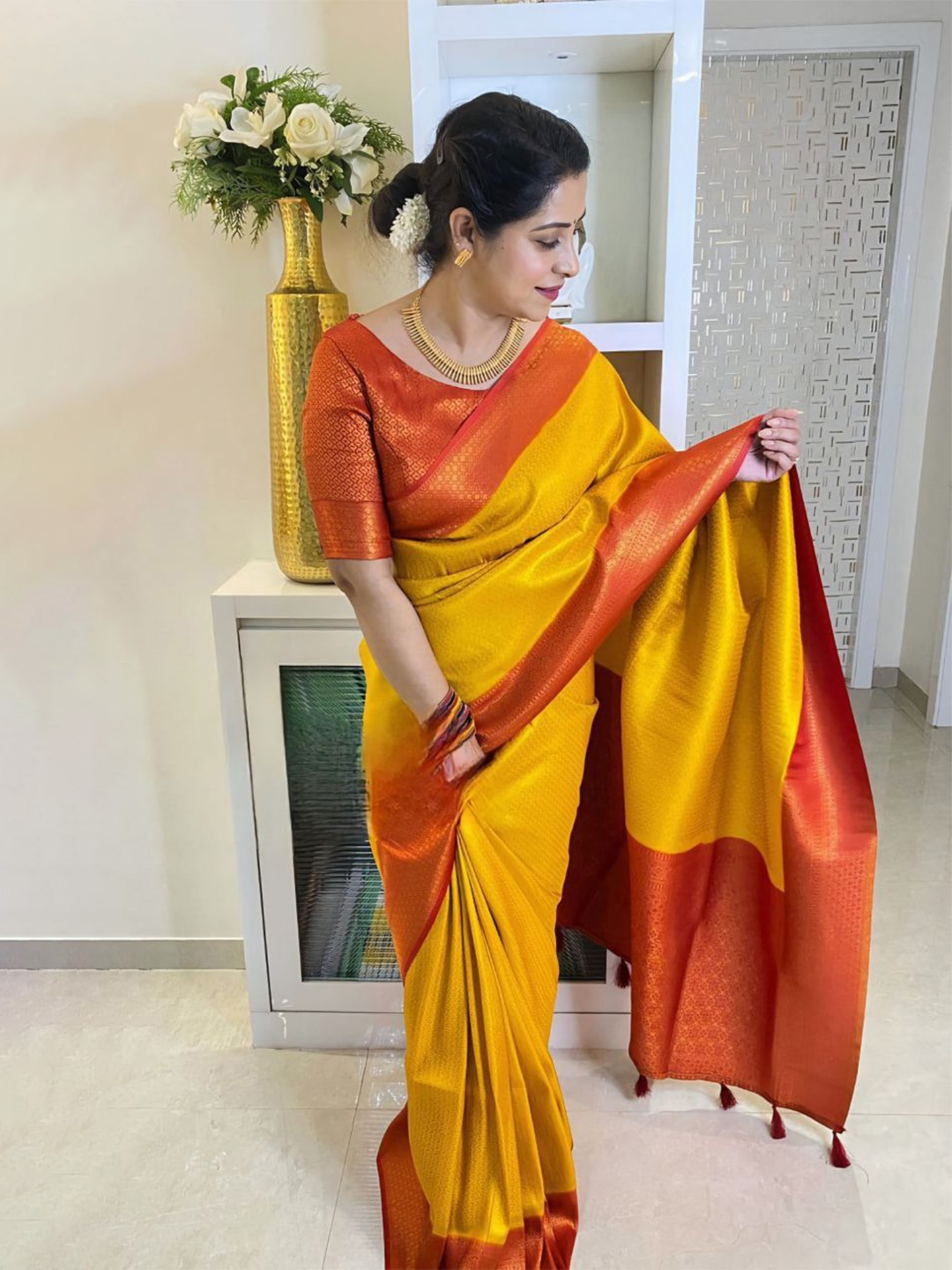 

Fashion Ritmo Woven Design Zari Pure Silk Saree, Yellow