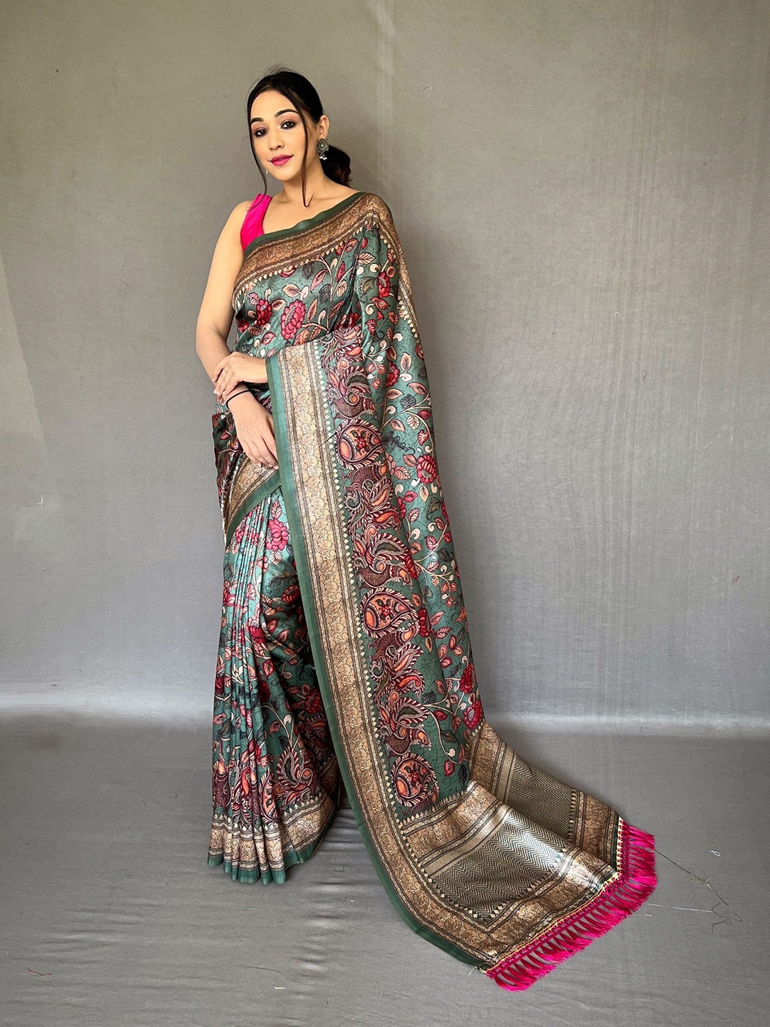 

LeeliPeeri Designer Kalamkari Printed Saree, Green